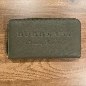 Burberry Full Zip Wallet